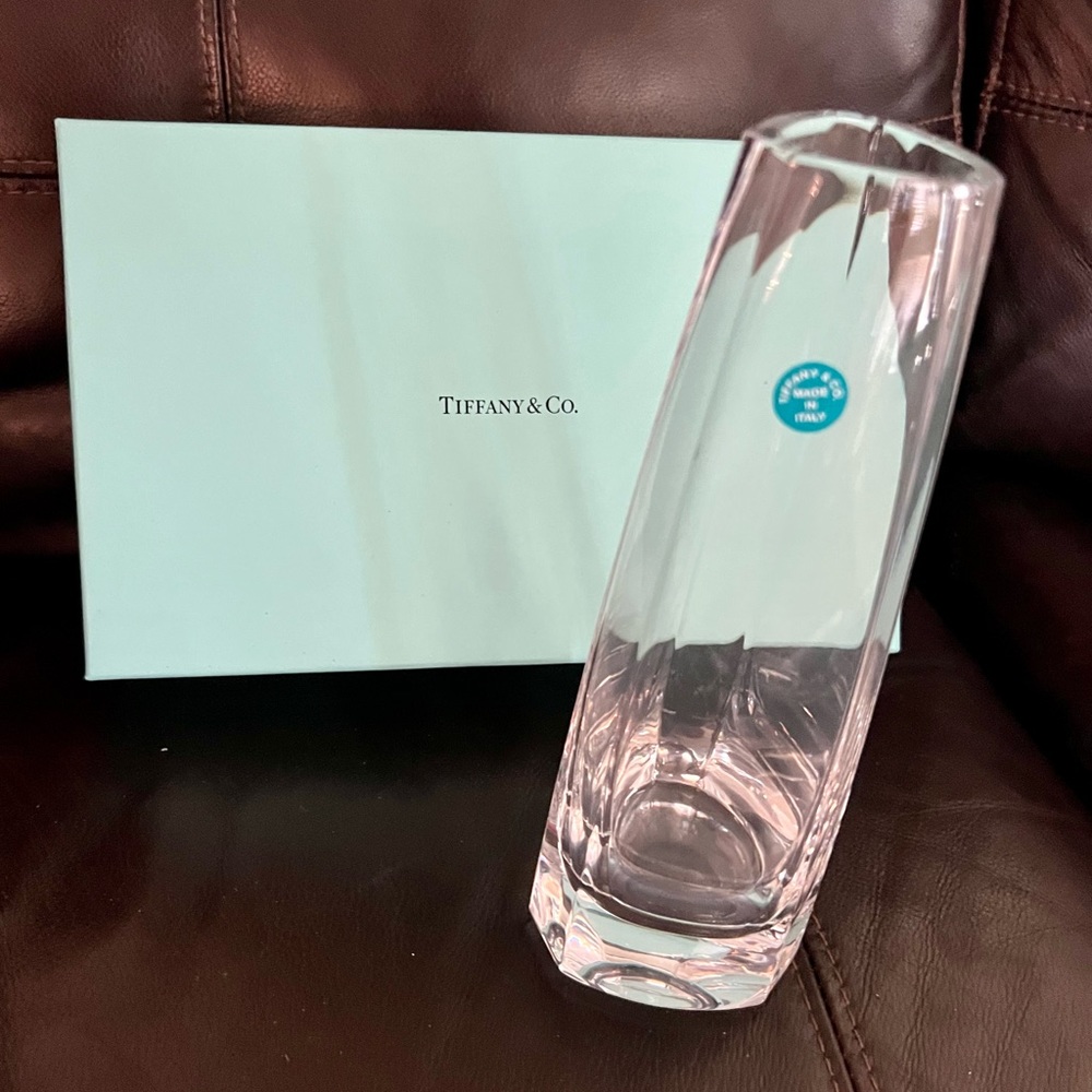 Tiffany & Co Triple Side Crystal Clear Glass Flower Vase 8 1/2" 21 cm Tall